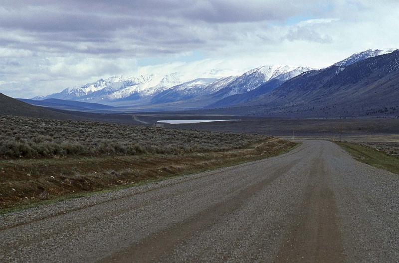 1996-04 Utah Trip 03 E OR Alvord Desert.jpg